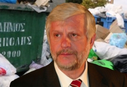 Πέτρος Τατούλης «Άμεση λύση δίνει η Περιφέρεια για τα σκουπίδια της Τρίπολης μετά το αίτημα του Δήμου»