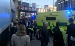 Έκρηξη με τραυματίες σε βαγόνι του υπόγειου σιδηροδρόμου στο Λονδίνο