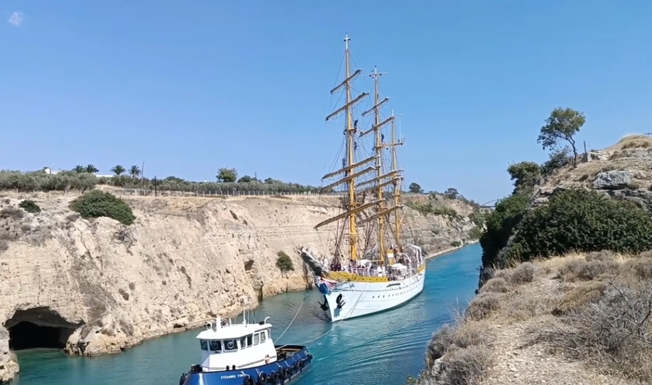 Πέρασε τον Ισθμό της Κορίνθου το εμβληματικό πλοίο Mircea (video)