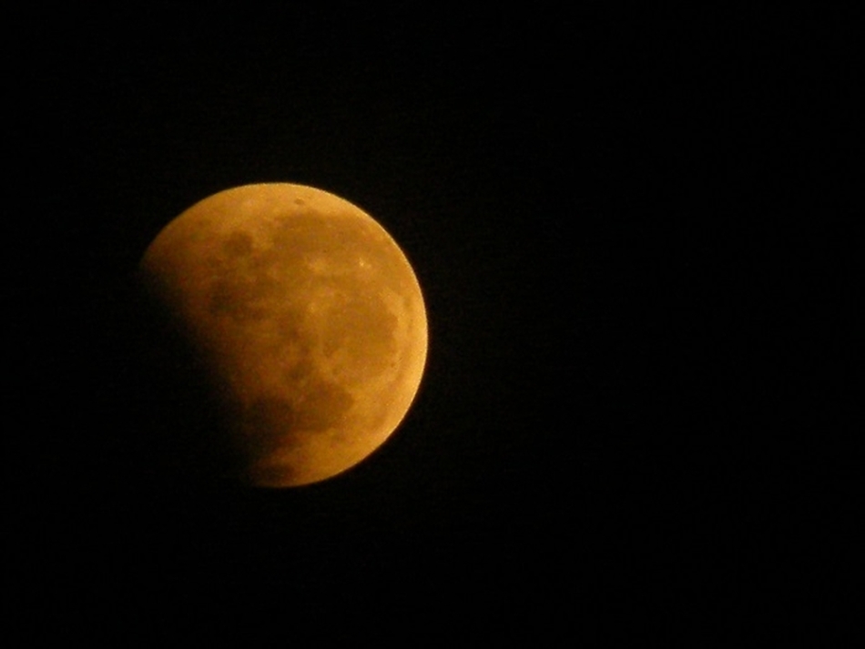 Φεγγάρι του Ελαφιού | Μοναδική υπερπανσέληνος απόψε - Η σελήνη 22.500 χλμ πιο κοντά μας