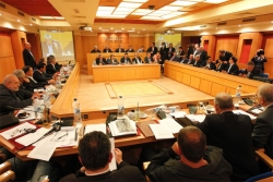 Το ΔΣ της ΚΕΔΕ δηλώνει τη στήριξή του στην εθνική διαπραγματευτική προσπάθεια με προϋποθέσεις