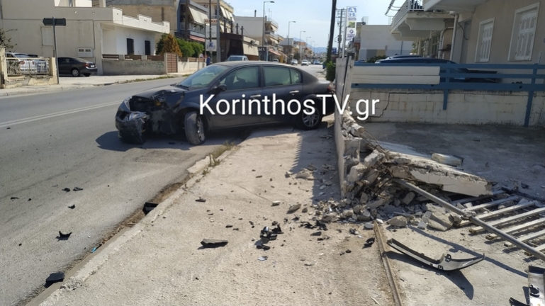 Σφοδρή σύγκρουση αυτοκινήτου σε μαντρότοιχο στην Κόρινθο (βίντεο)