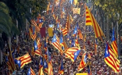 Επίθεση Ισπανού διπλωμάτη στην κυβέρνηση της Καταλονίας: &quot;Το δημοψήφισμα αυτό είναι ένα χαμηλού κόστους πραξικόπημα&quot;