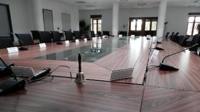 Πρόσκληση σε τακτική συνεδρίαση της Οικονομικής Επιτροπής του Δήμου Λουτρακίου