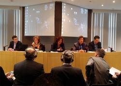Προσκεκλημένοι της Μαρίας Σπυράκη δήμαρχοι &amp; εκπρόσωποι αυτοδιοίκησης στις Βρυξέλλες
