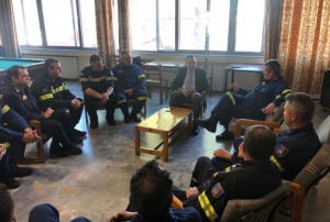 Την Πυροσβεστική υπηρεσία στην Τρίπολη επισκέφθηκε ο Υφυπουργός Εξωτερικών κ. Κώστας Βλάσης