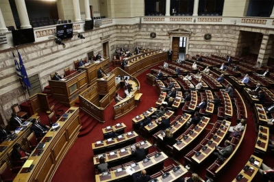 Βουλή: Υπερψηφίστηκε το εργασιακό νομοσχέδιο με 158 ψήφους