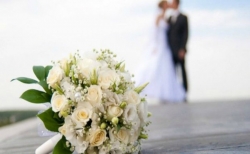 Έρευνα: Μια στις πέντε Ελληνίδες μένει ανύπαντρη λόγω οικονομικής κρίσης