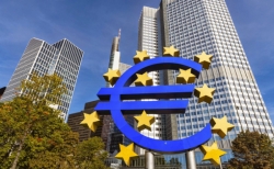 Χειρότερη προοπτική του χρέους αναφέρει έγγραφο της Κομισιόν στο Eurogroup