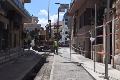 Τρίπολη | Εργασίες κατασκευής δικτύου φυσικού αερίου στην οδό Γρηγορίου Ε&#039; (vid)