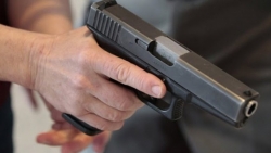 Άδεια οπλοφορίας για ατομική προστασία – Δείτε τι χρειάζεται για την έκδοσή της