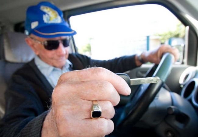 Ερχονται αλλαγές στη νομοθεσία για τους ηλικιωμένους οδηγούς