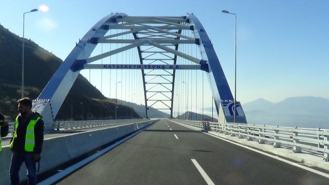 Παράδοση στην κυκλοφορία της Τοξωτής Γέφυρας Τσακώνας