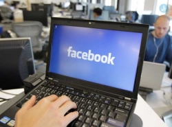 Τι κινδύνους κρύβει η ανάρτηση των γενεθλίων μας στο Facebook