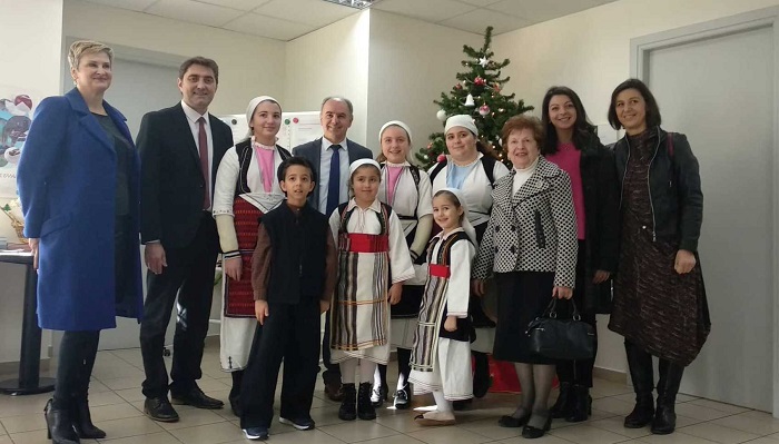 diti ellada likio ellinidon
