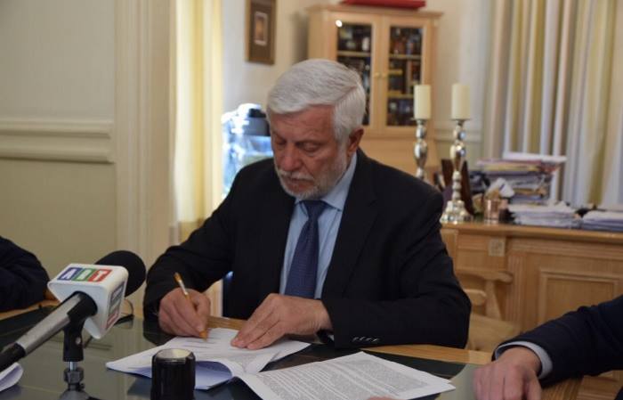 leionidio tatoulis 5
