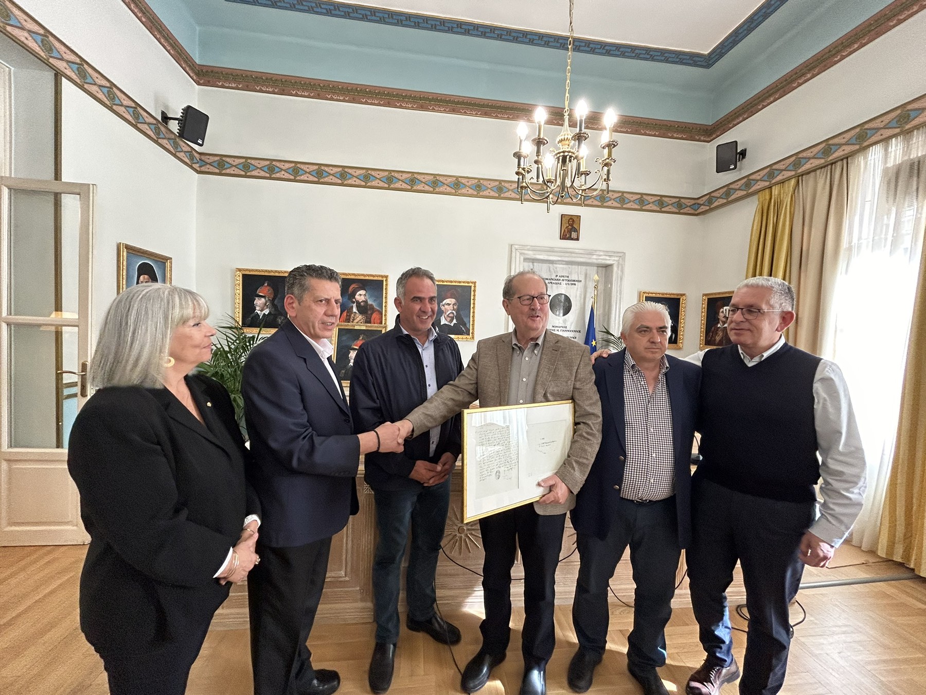 oxikolokotronis εικόνα Viber 2023 10 26 13 50 35 657